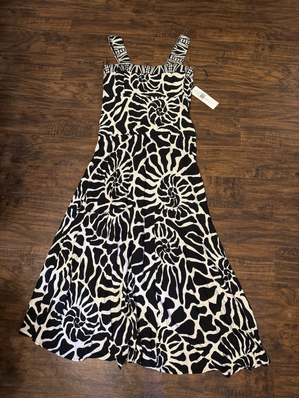 MSK Women's Sleeveless Square-Neck Maxi Dress White and Black Size S